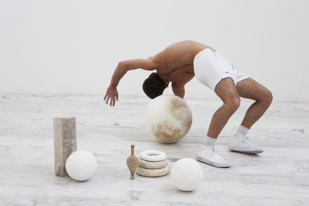 THEO-MERRCIER-geometric-shapes-sculptures-Featuring-STEVEN-MICHEL-The-thrill-is-gone-performance-white-shorts