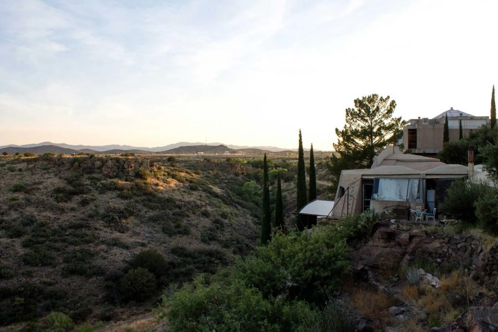 foundry-apse-2-arcosanti-hube