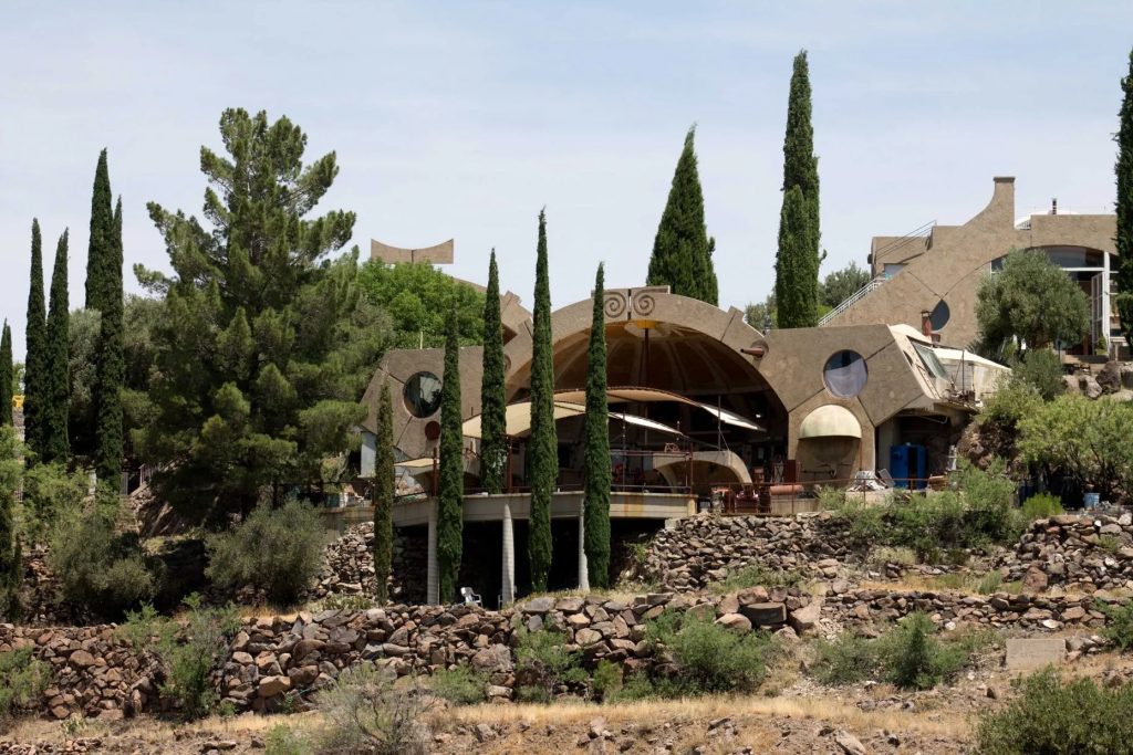 foundry-apse-arcosanti-hube