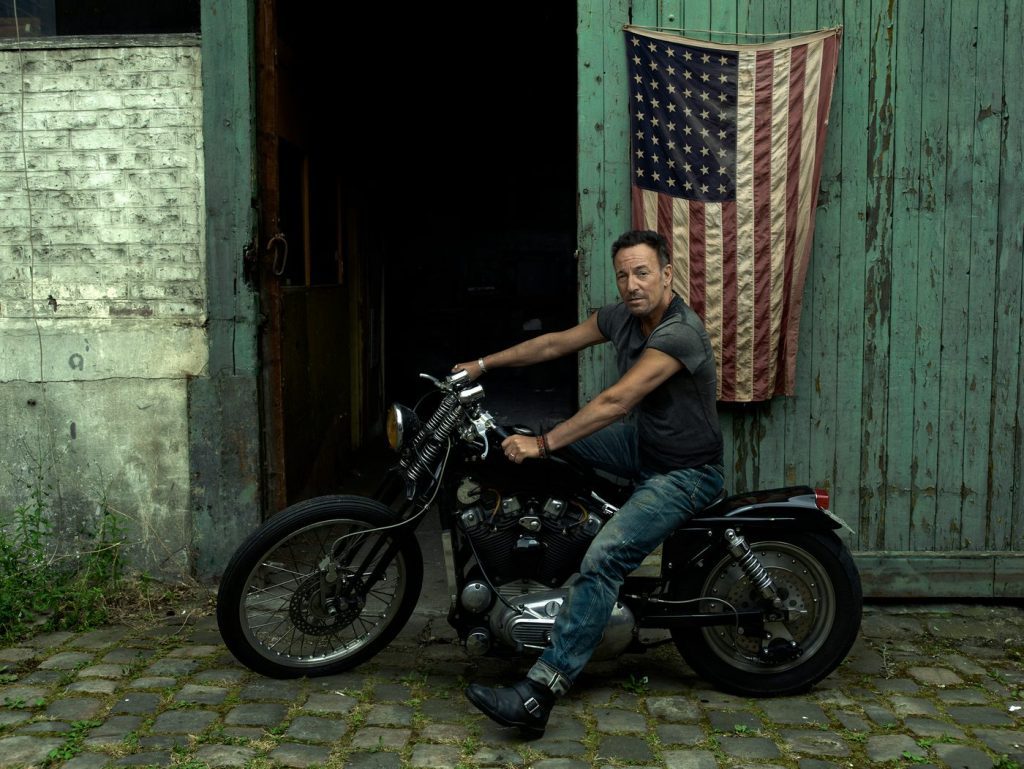 ANNIE LEIBOVITZ, BRUCE SPRINGSTEEN on tour, Paris, 2016
