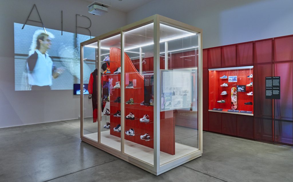 nike-installation-view